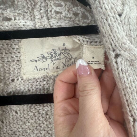 Angel of the North Anthropologie Women’s Medium Wool Blend Cropped Sweater - Picture 2 of 5